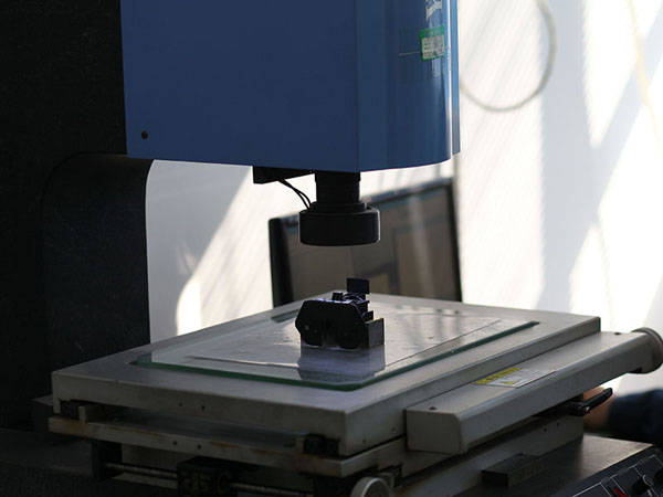 1523812383627900.jpg 檢測(cè)設(shè)備03.jpg