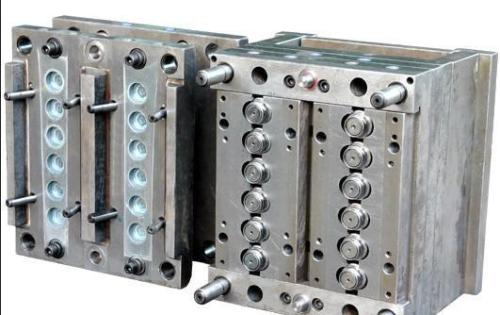 科翔模具為您分析，國內塑料模具行業(yè)存在的問題