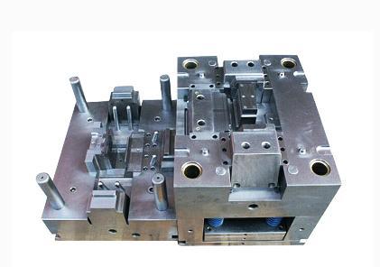 注塑模具生產(chǎn)加工制造過(guò)程中，顏色暗和光澤差如何解決